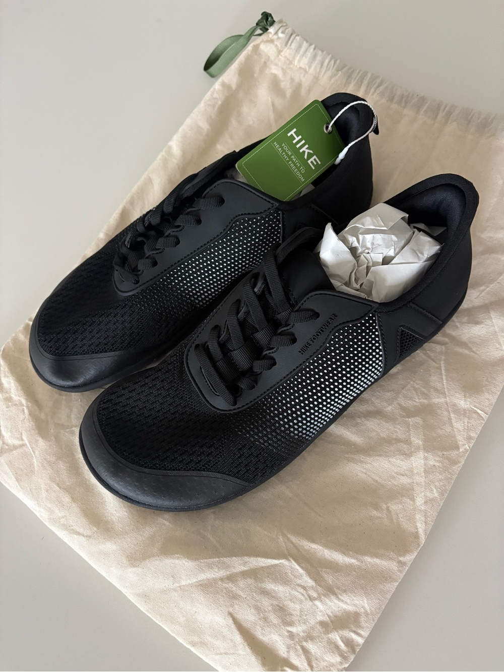 NWT HIKE HF Stride Black Lightweight Barefoot Sneakers Men 9-9.5 Women 11-11.5